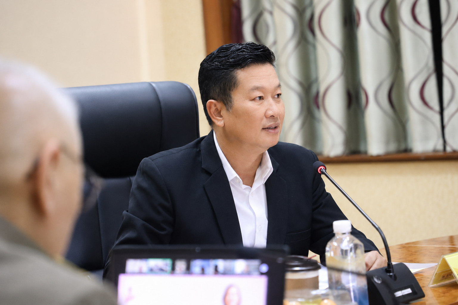 title - ส.ป.ก. เดินหน้าขับเคลื่อนงาน อพ.สธ. ขยับแผนแม่บทระยะที่ 8 มุ่งอนุรักษ์พันธุกรรมพืชและทรัพยากรท้องถิ่นยั่งยืน